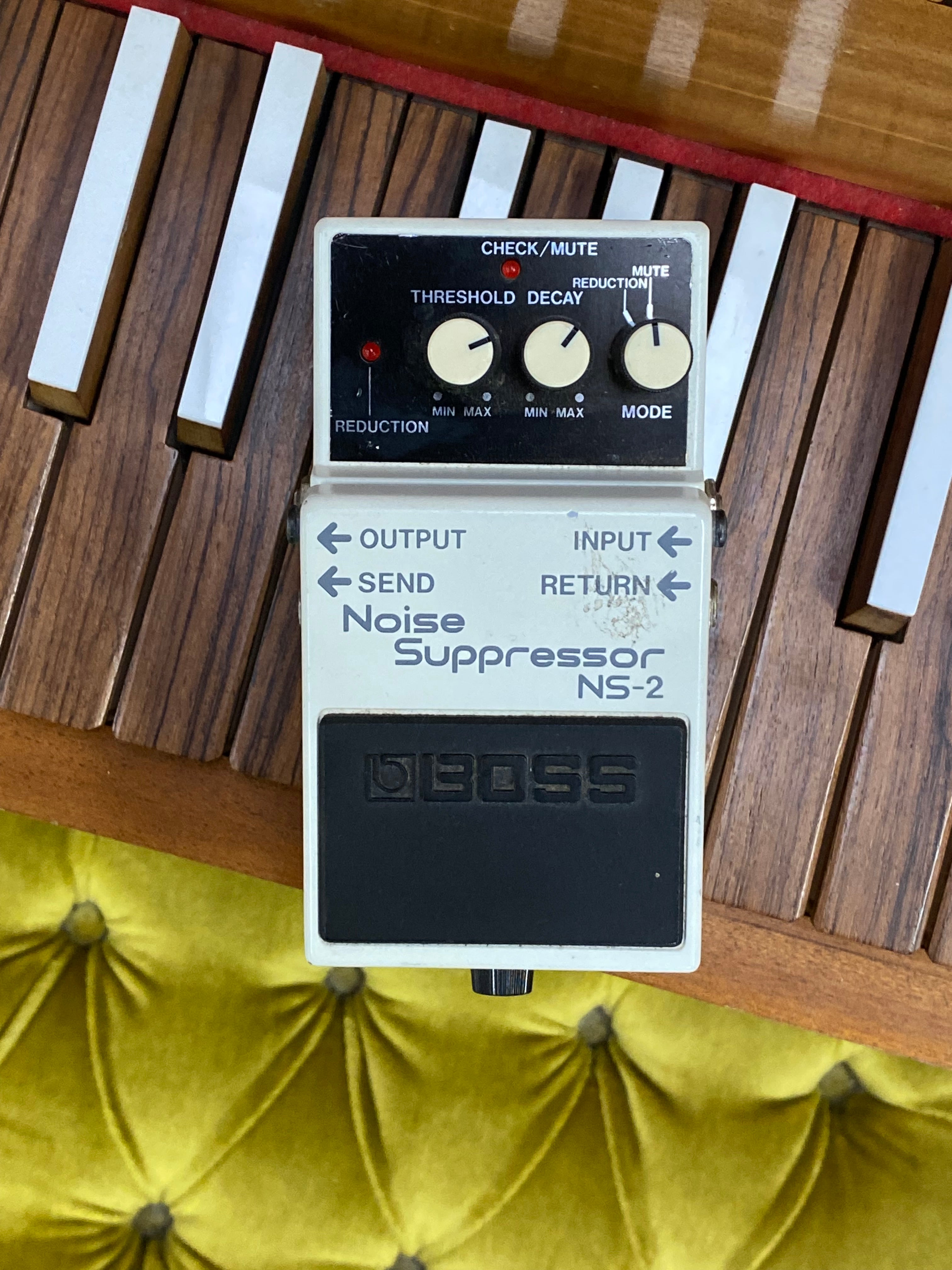 Boss NS-2 Noise Suppressor Pedal ***pre loved*** – A&B Musical Instruments