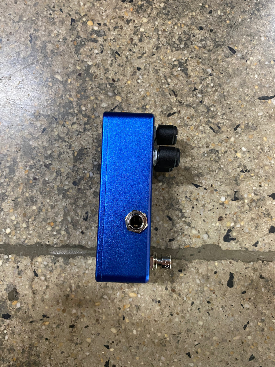 One Control Baltic Blue Fuzz Pedal w/box *** Pre Loved*** A&B Musical