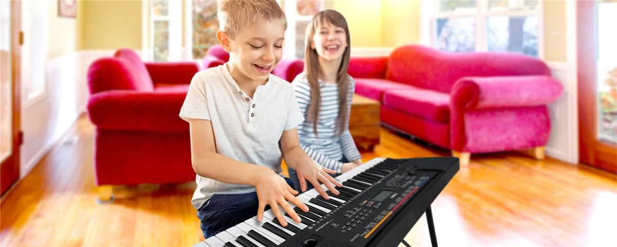 DIGITAL PIANOS AND KEYBOARDS