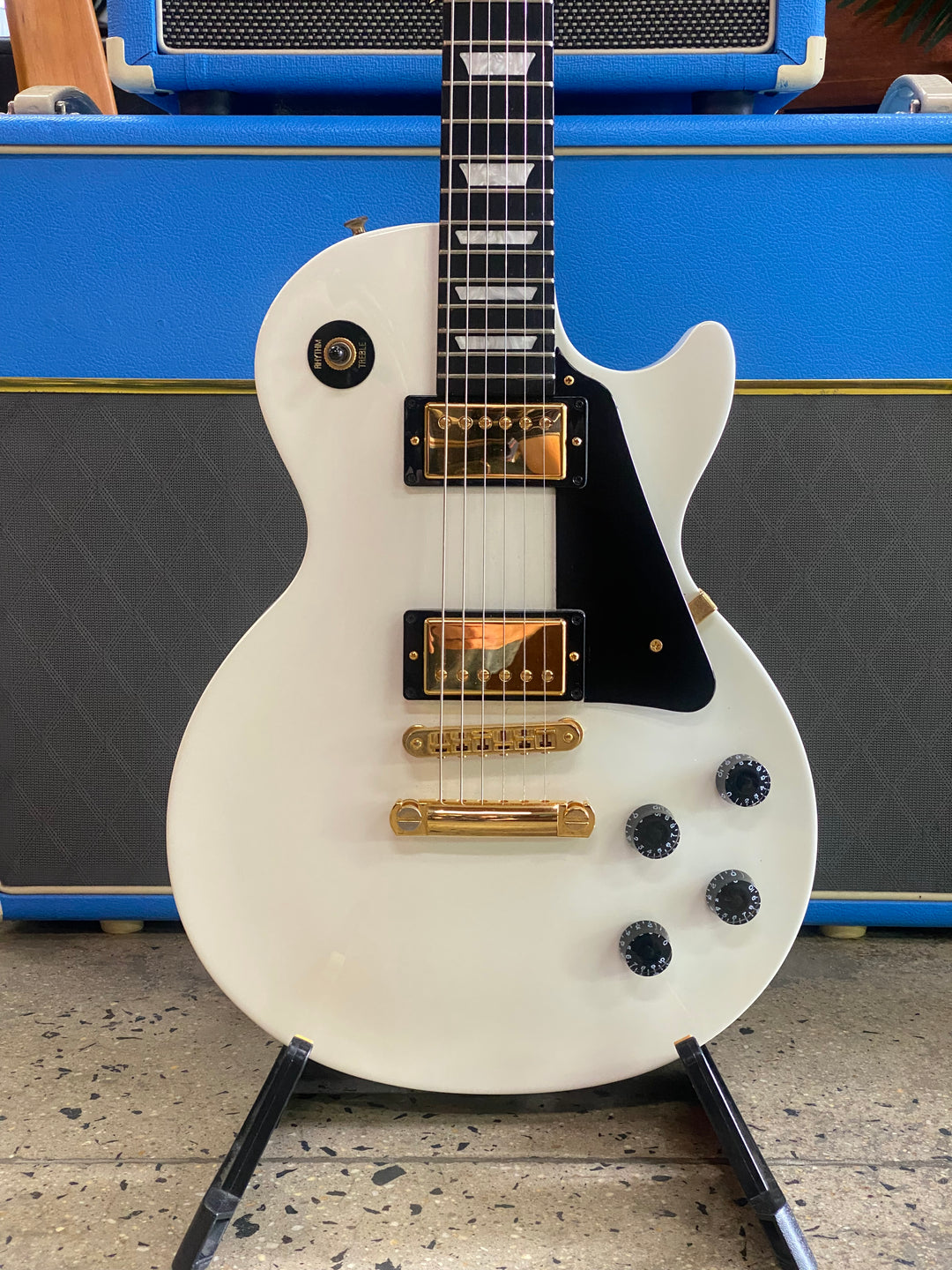 Gibson USA 2007 Les Paul Studio Alpine White W/case ***Pre Loved***