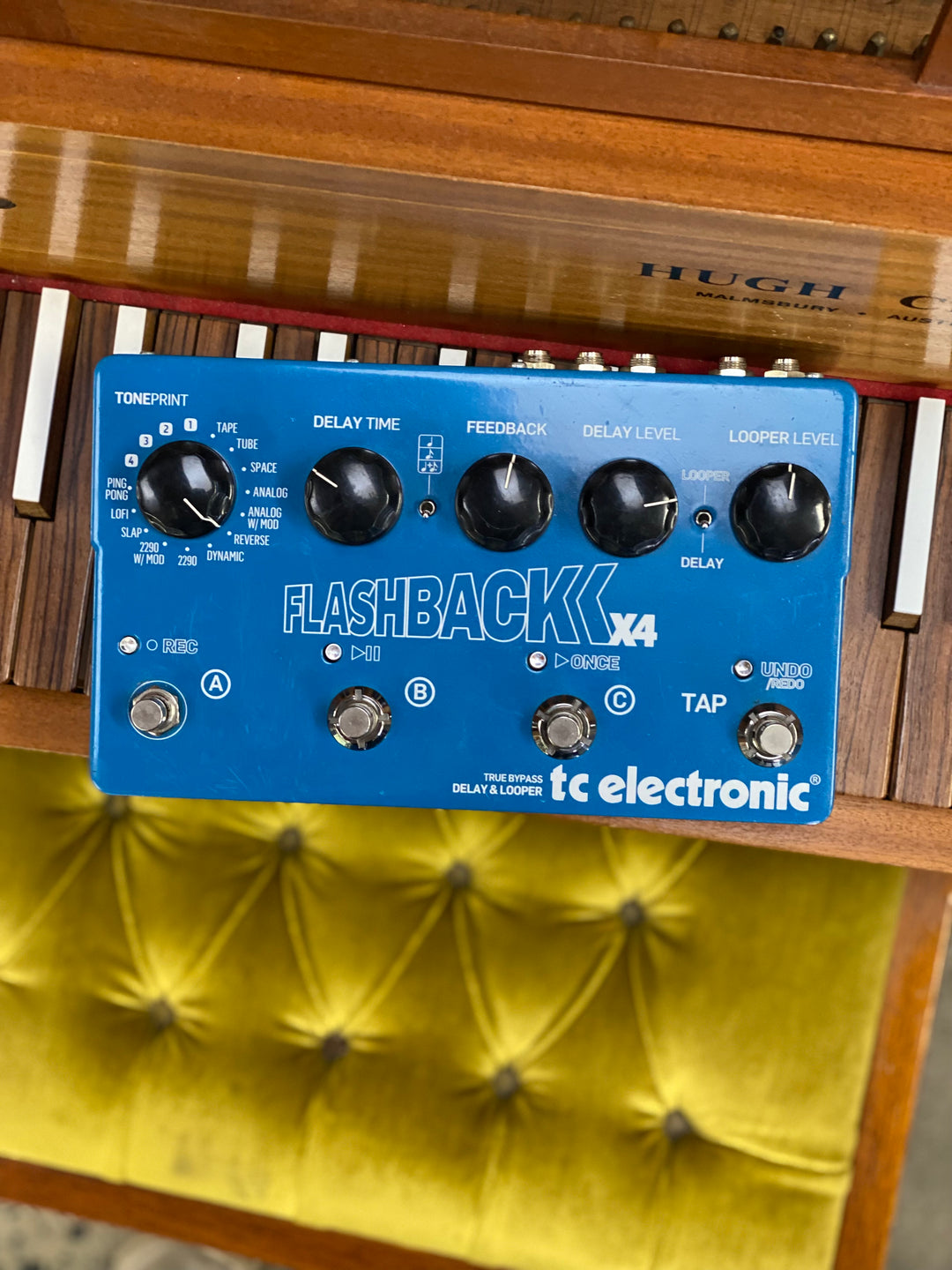 TC Electronic Flashback X4 Delay and Looper ***pre loved***