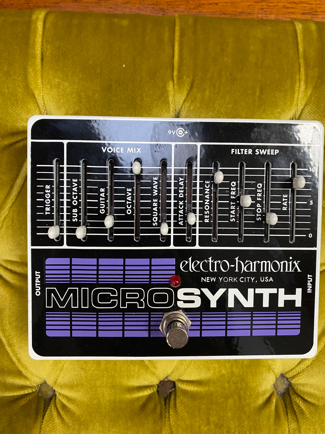 Electro Harmonix Micro Synth w/box and p/supply ***pre loved***