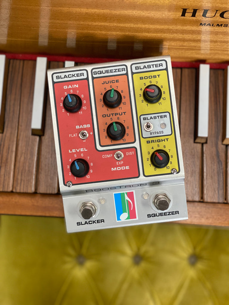 ギター MU FX boostron3 Mu-FX Boostron 3 Boost/Compressor/Distortion - Pedal of the Day