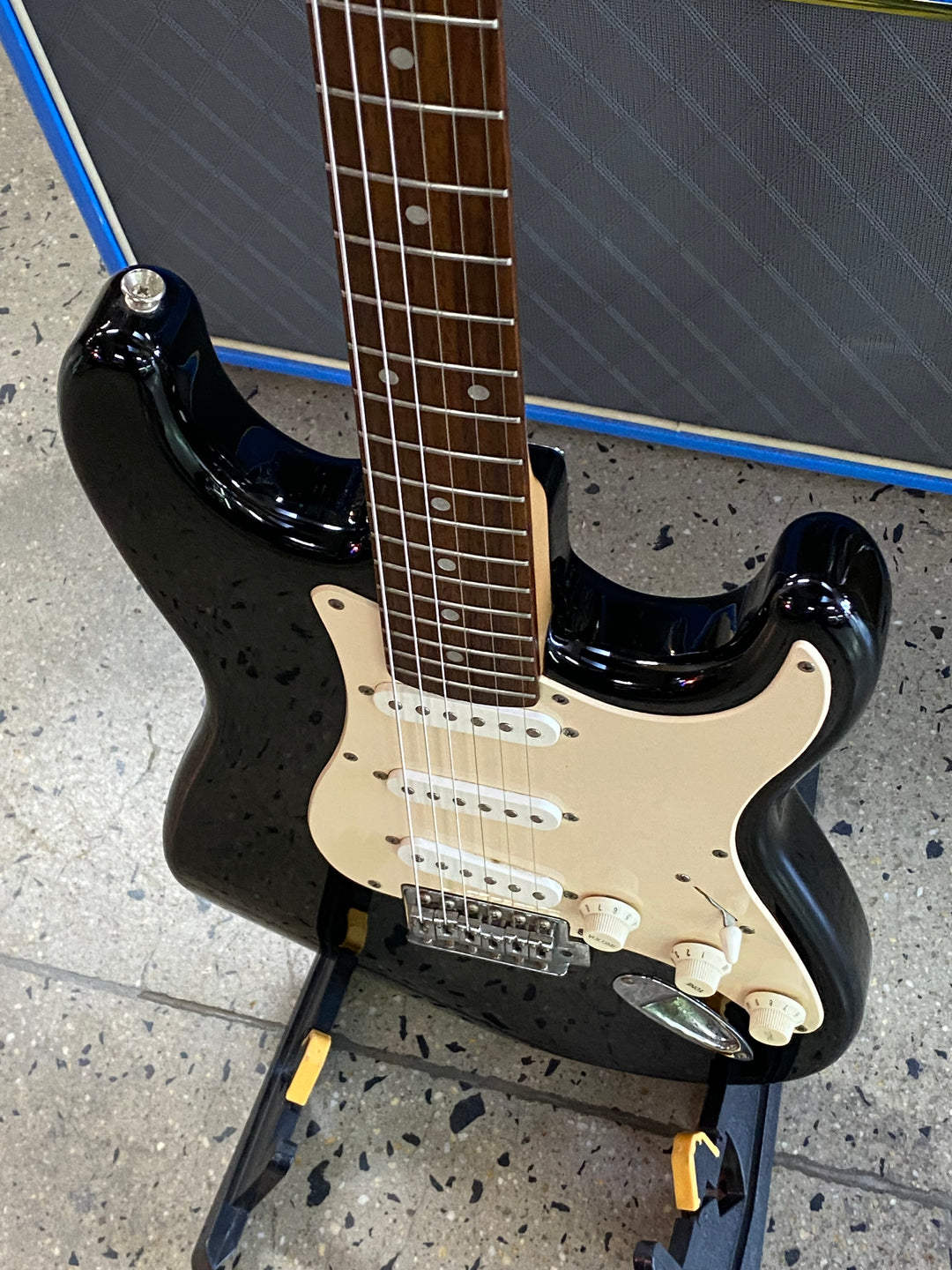 Squier Affinity Strat w/bag | Black ***Pre loved***