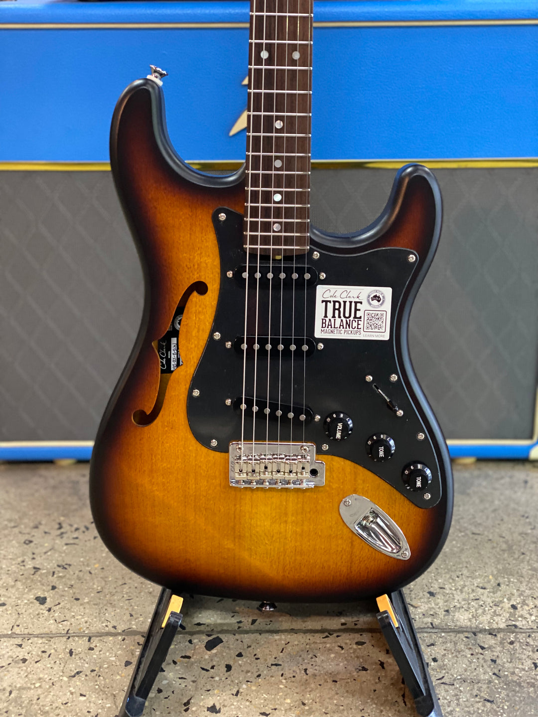 Cole Clark Hollow Baby SSS w/case | Sunburst