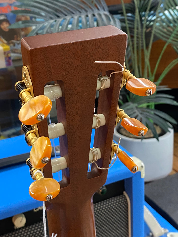 Martin 2012 000-C Nylon W/case ***pre loved***