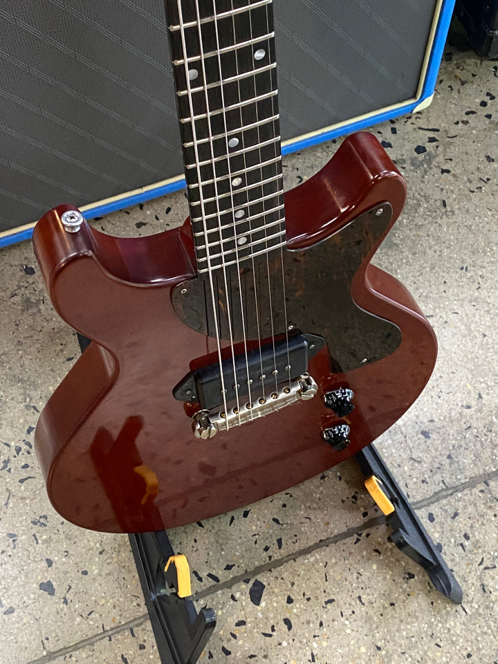 Eastman SB55DC/tv Solid body w/case