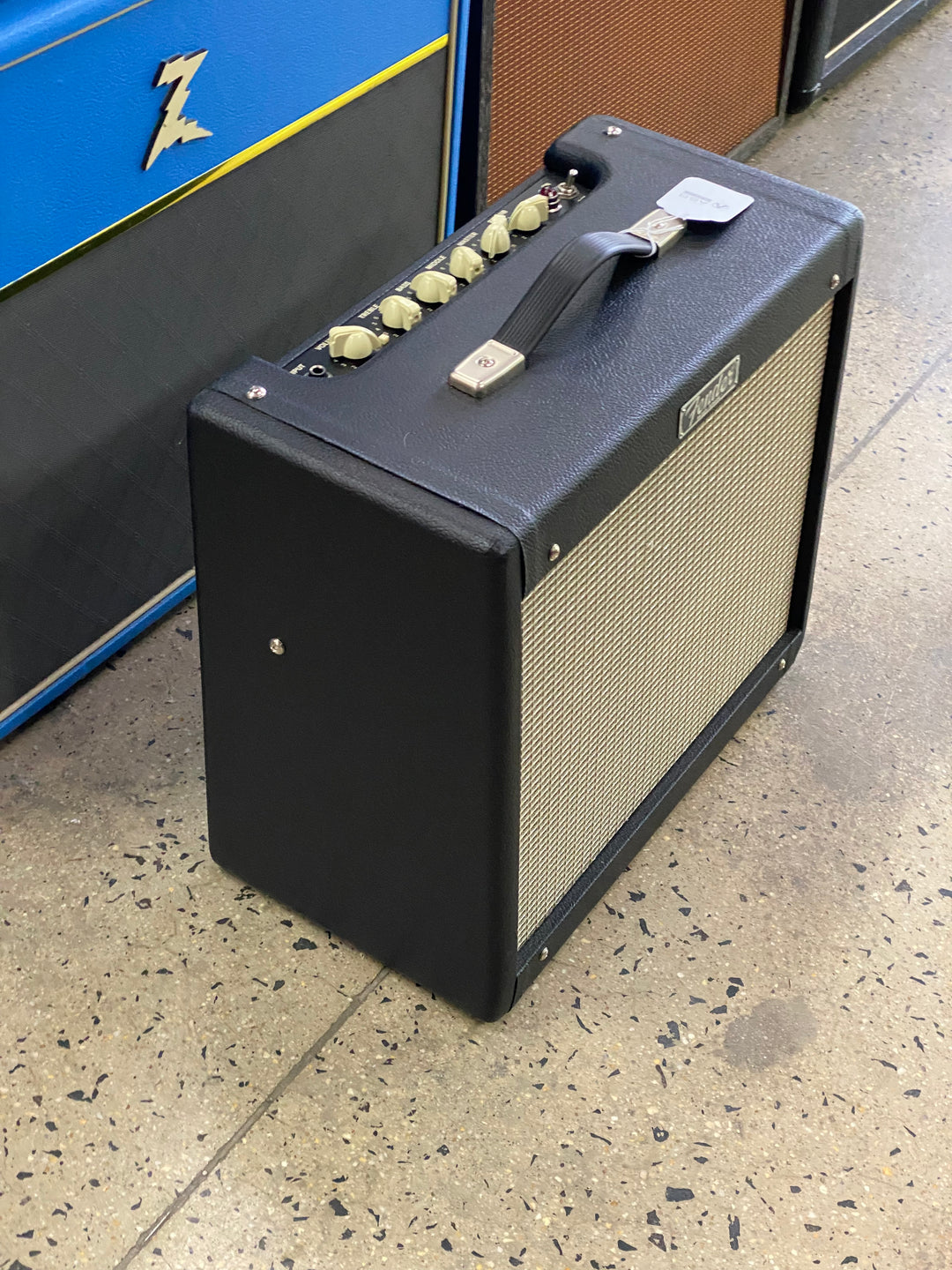 Fender Blues Junior IV 15w Amp w/fswitch ***pre loved***
