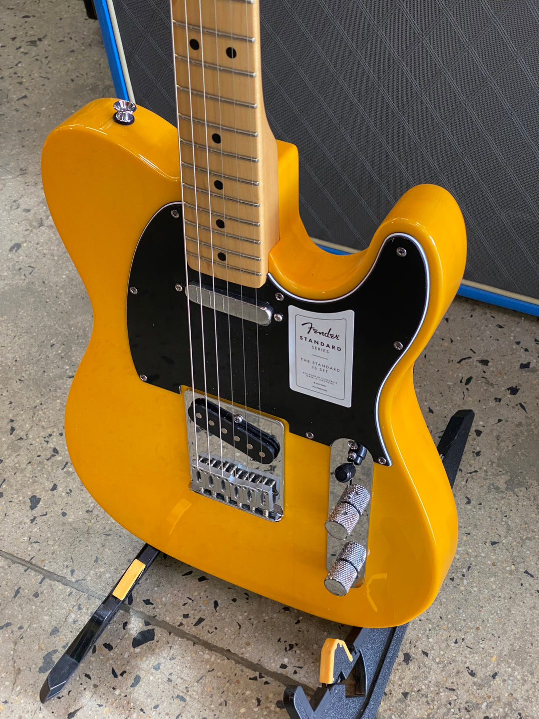 Fender Standard Telecaster | Butterscotch Blonde