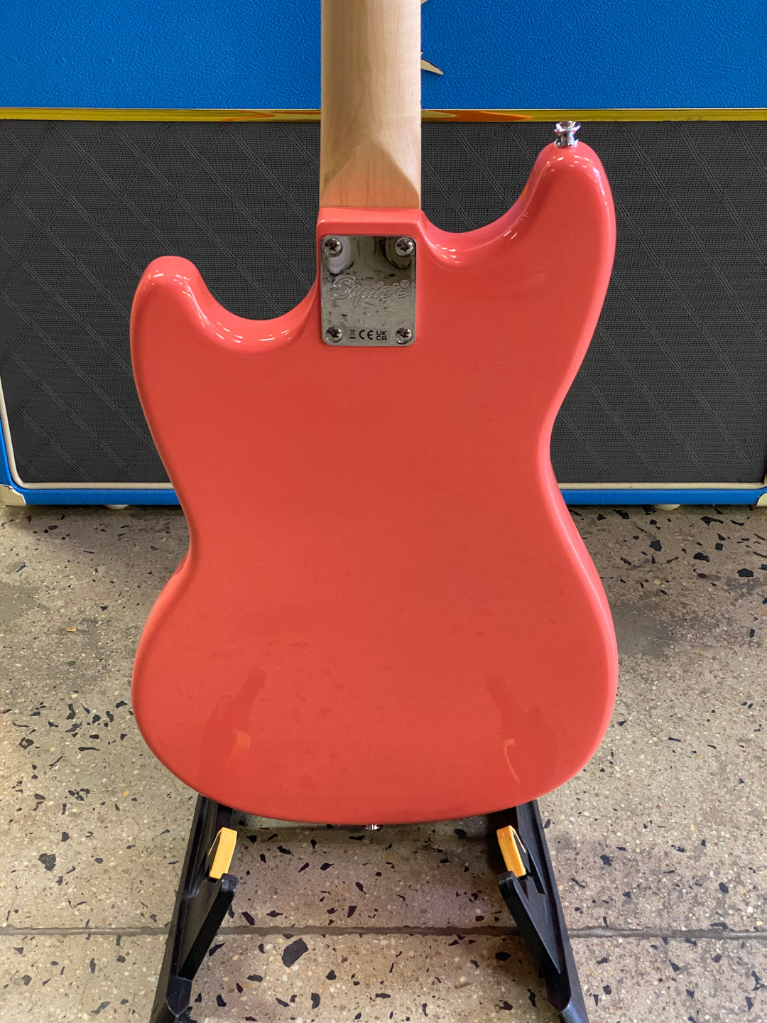 Squier Sonic Bronco Bass | Tahitian Coral