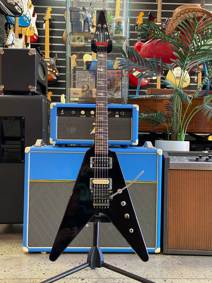 Fernandes 80s BSV Flying V *modded* w/bag | Black ***pre loved***