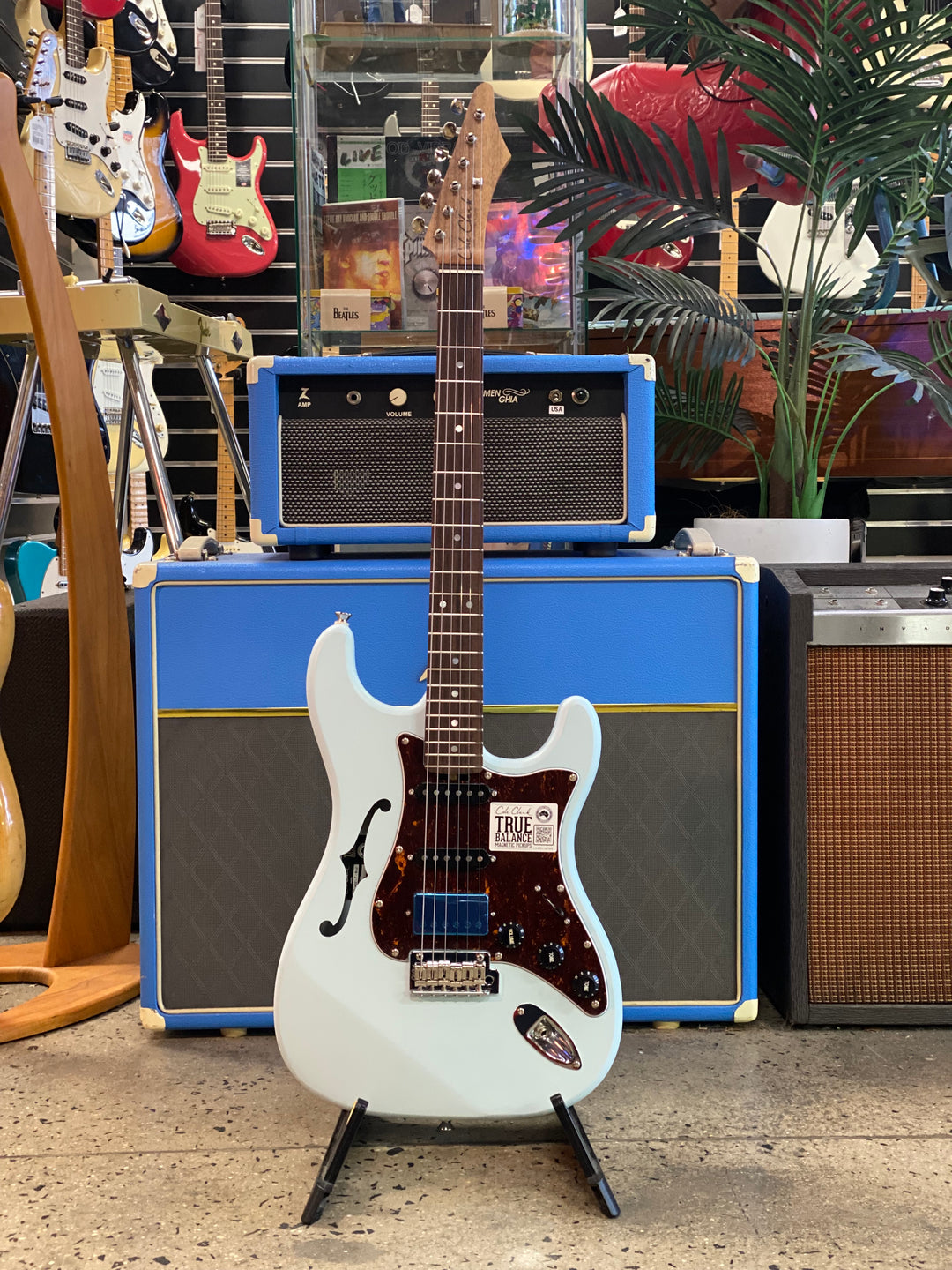 Cole Clark Electric Hollow Baby HSS w/case | Sonic Blue