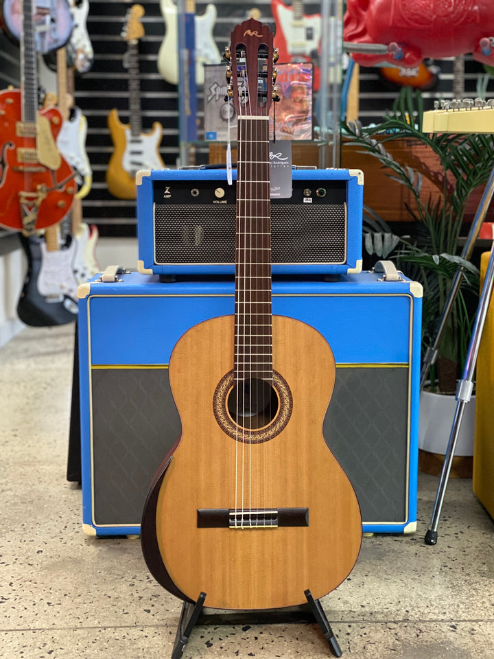 Manuel Rodriguez Concert 4/4 Tradicion T-65 Red Cedar / Mahogany