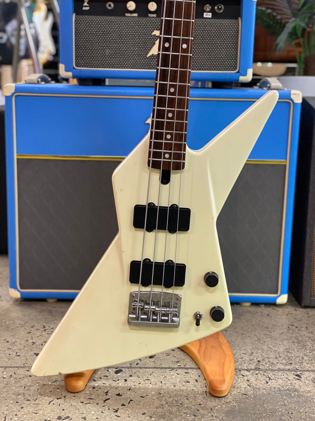 Yamaha MIJ Mid 80s EBX-1 Bass Guitar | White ***pre loved***