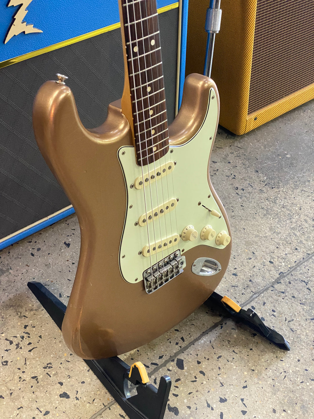 Fender 2021 Vintera Road Worn '60s Strat Firemist Gold ***Pre Loved***