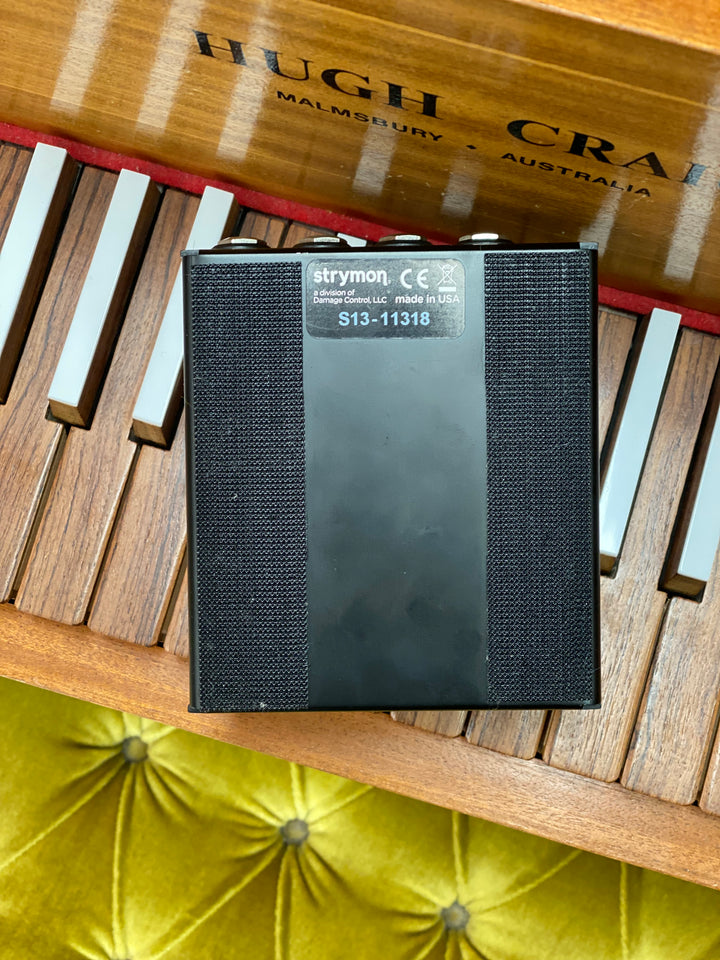 Strymon Flint Reverb & Tremolo V1 ***pre loved***