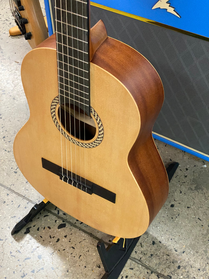 Tanglewood TWEME1 Enredo Madera Elegante 3/4 Size Classical Guitar W/bag