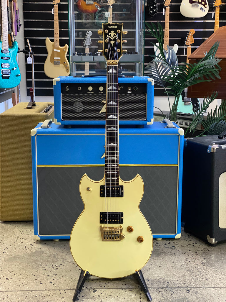 ＹＡＭＡＨＡ　ＳＧ１３００Ｔ 1983 Yamaha SG1300T Vintage Neck Through Guitar Candytone