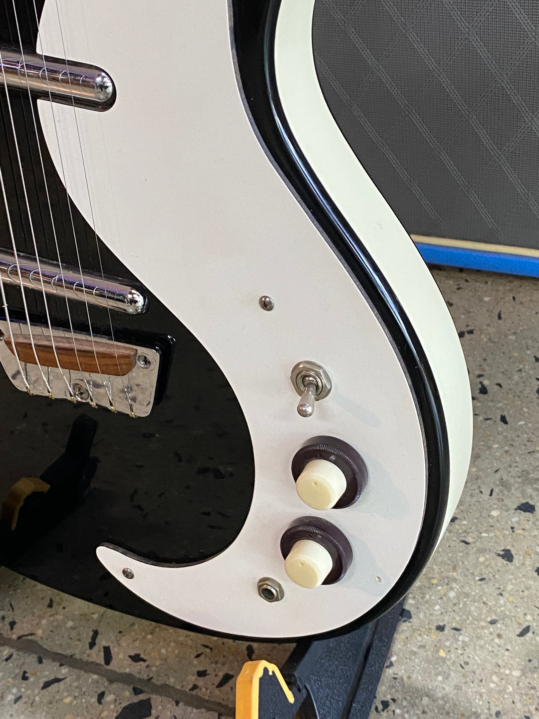 Danelectro DC59 w/bag | Black ***pre loved***