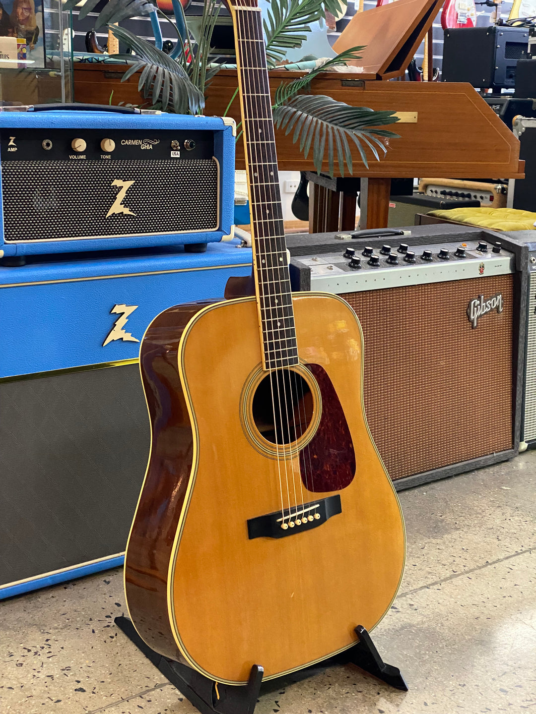 Morris 1991 MD-512 Dreadnought Acoustic wcase ***pre loved***