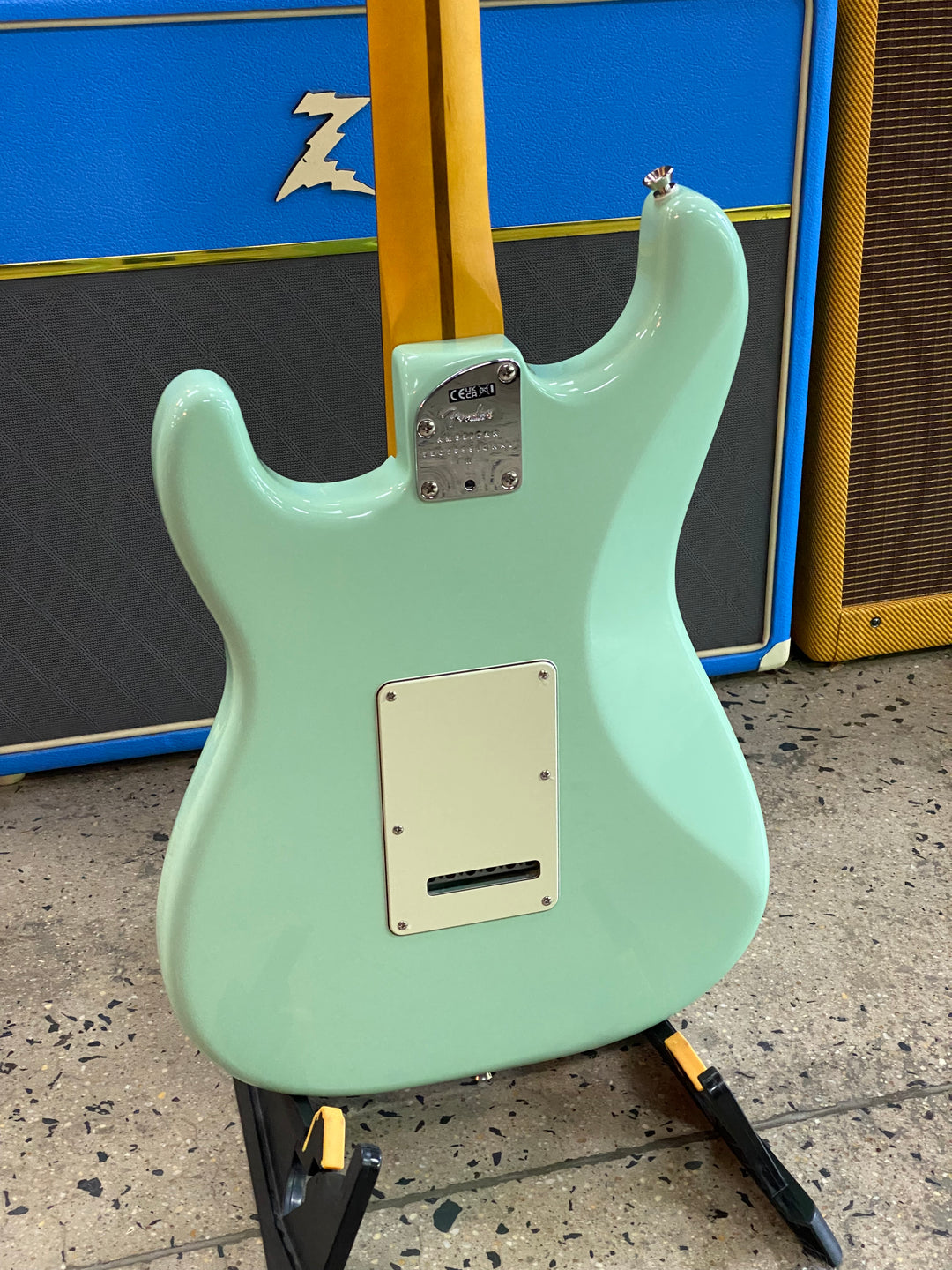 Fender DE Am Pro II Strat | Seafoam Green