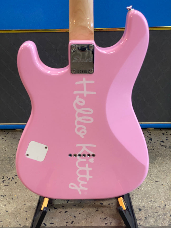 Squier Limited Edition Hello Kitty Stratocaster | Pink