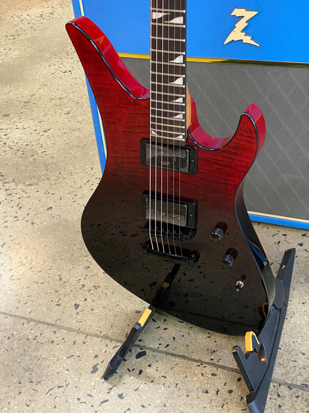 Schecter Avenger Standard | Blood Burst