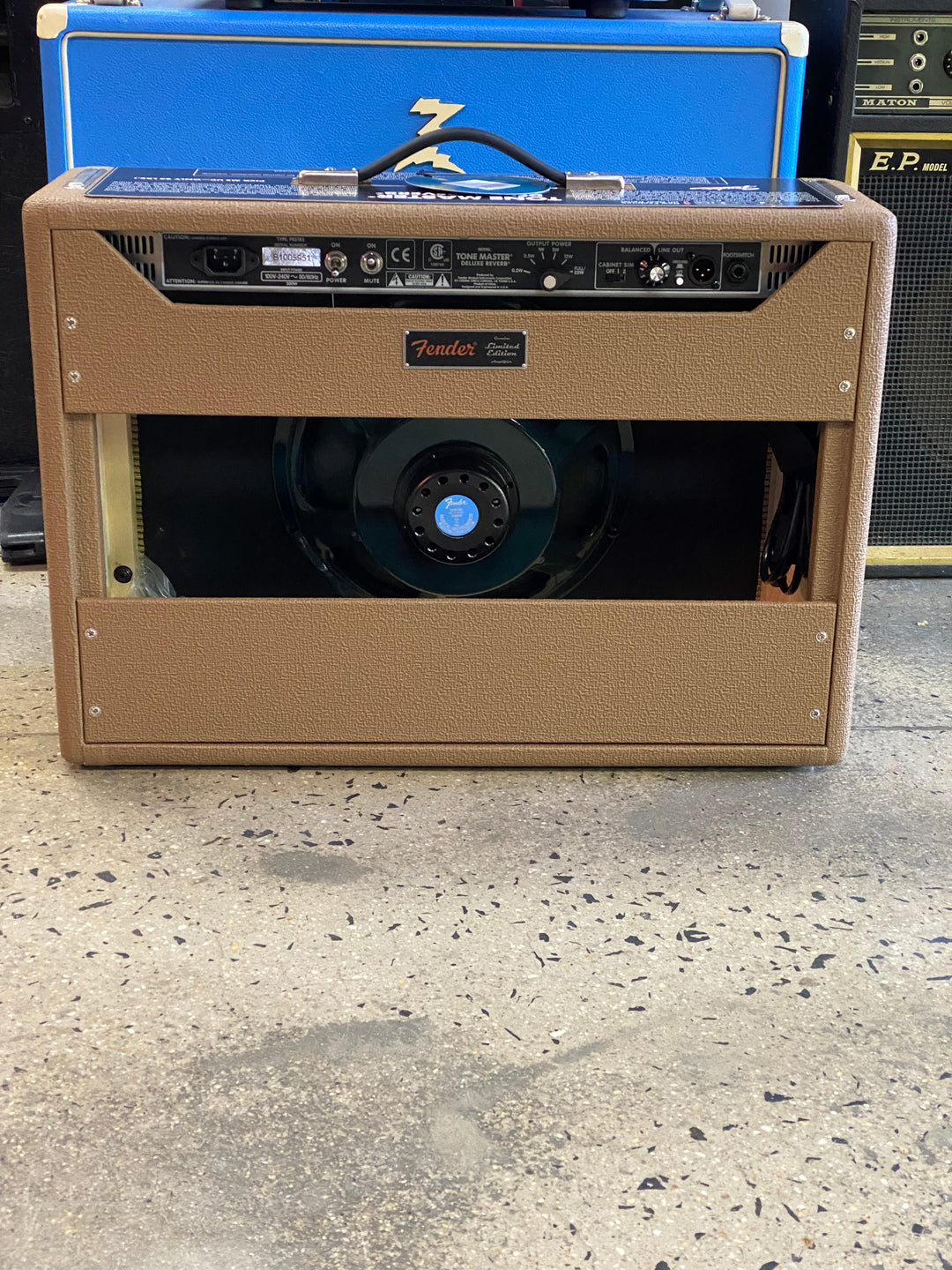 Fender FSR Tonemaster Deluxe Reverb Amplifier | Cocoa Nubtex
