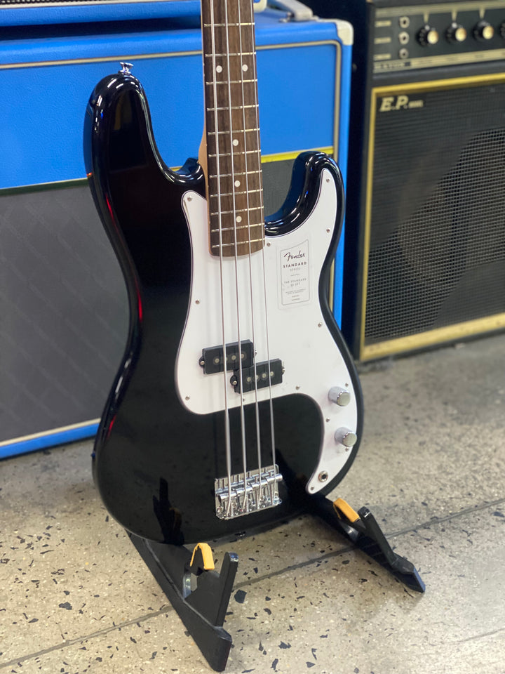 Fender Standard Precision Bass | Black