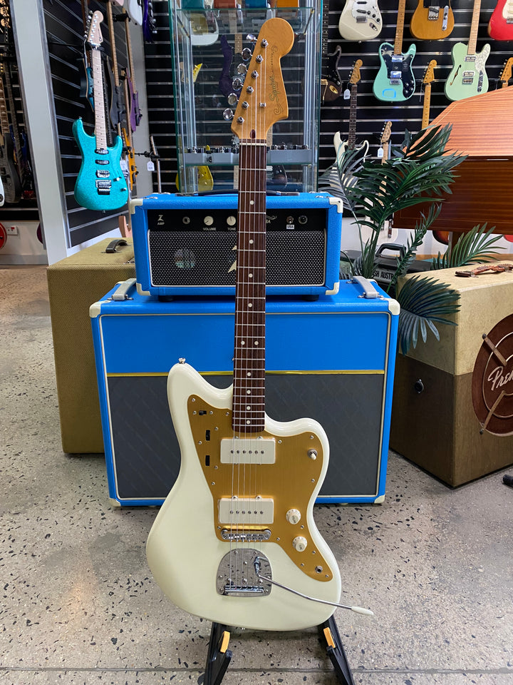 Fender J Mascis Jazzmaster Gold Anodized Pickguard Vintage White