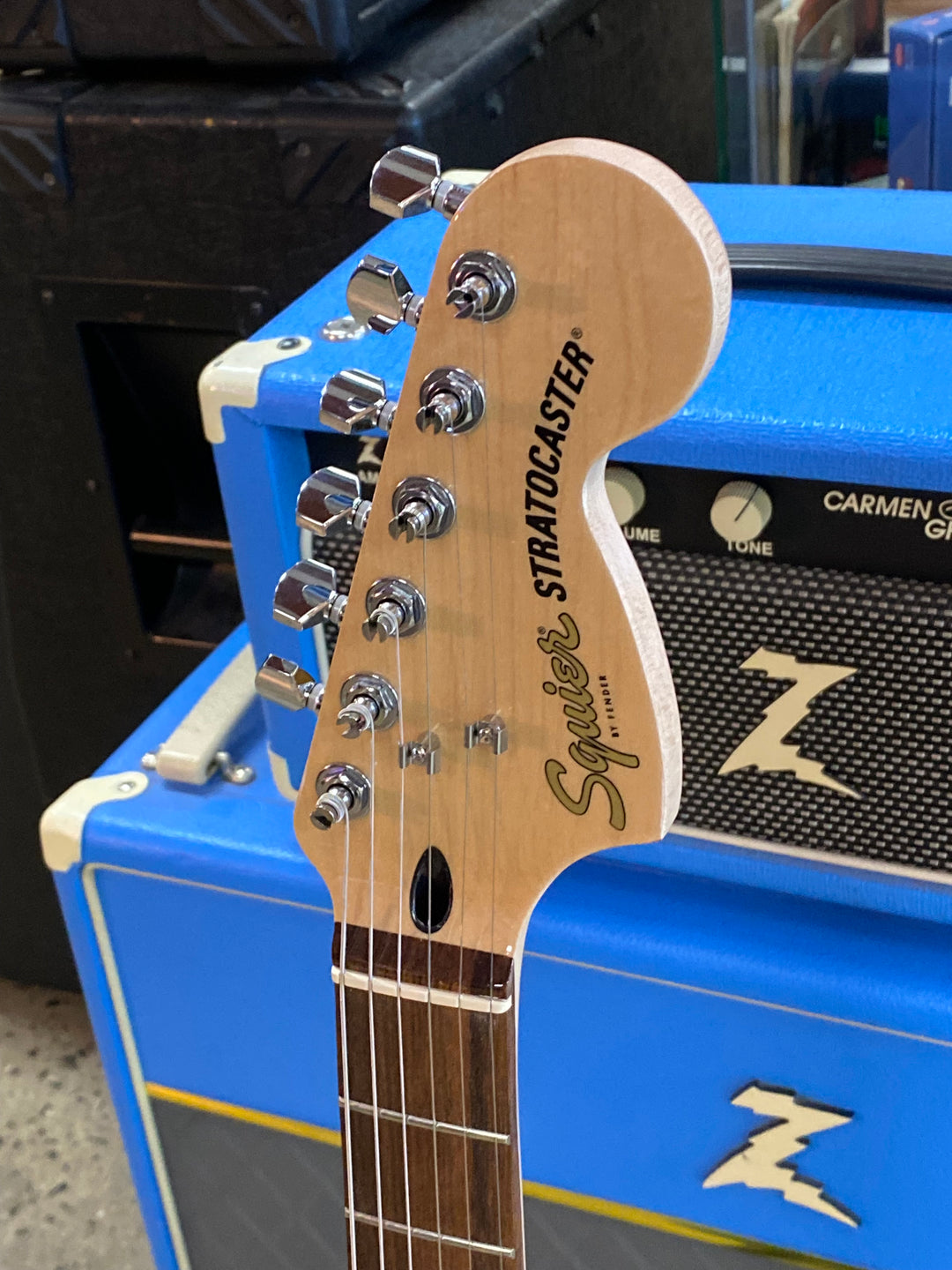Squier Affinity Series Stratocaster Junior HSS | Ice Blue Metallic