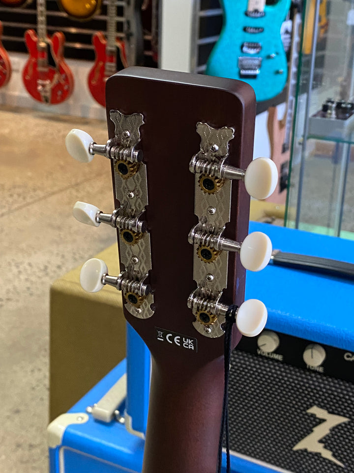 Gretsch Deltoluxe Dreadnought w/ Pickup | Black Top