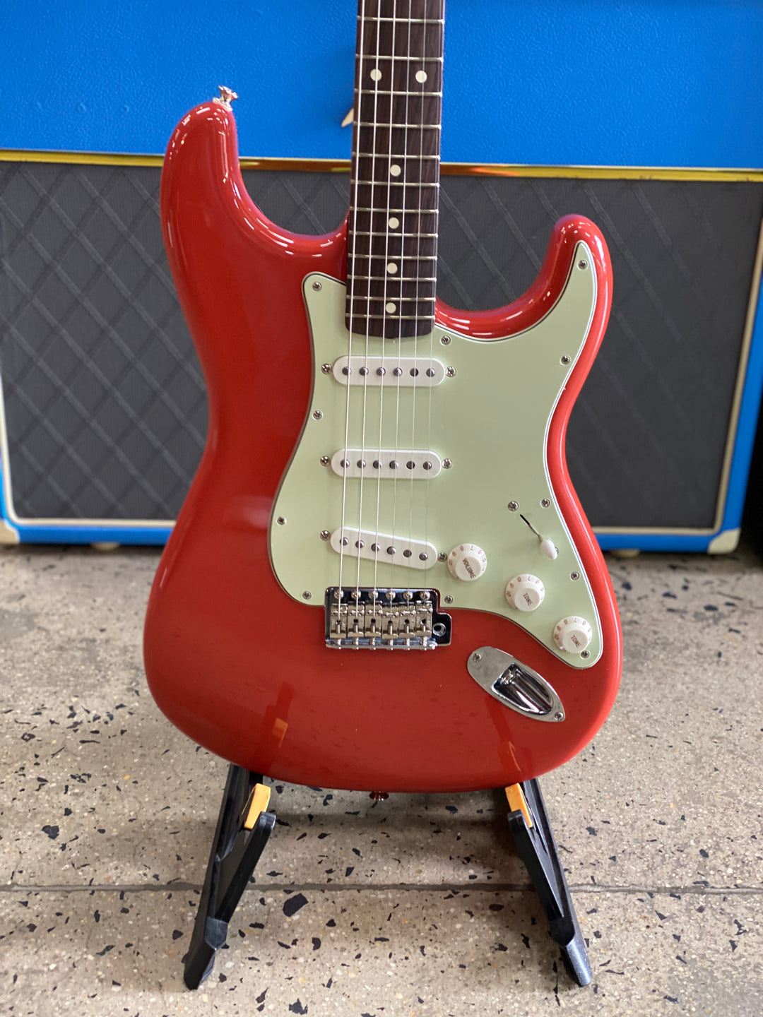 Fender Limited Edition Vintera II '60s Stratocaster | Fiesta Red