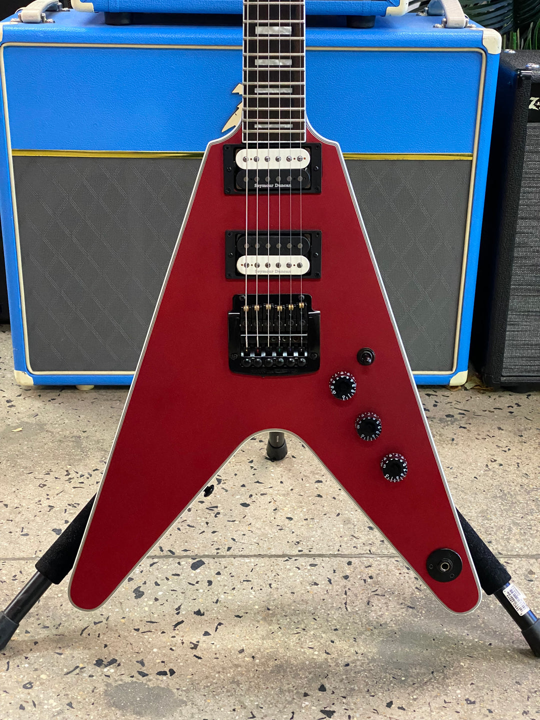 Dean Guitars V Select Series 24 Kahler | Metallic Red Satin