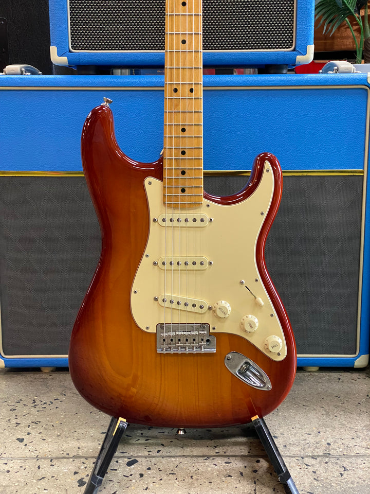 Fender 2021 American Professional II Stratocaster Sienna Sunburst W/case ***Pre Loved***