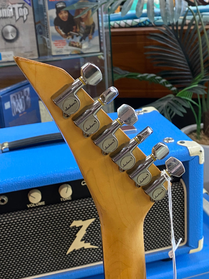 Charvel DK-055 w/bag | White **pre loved**