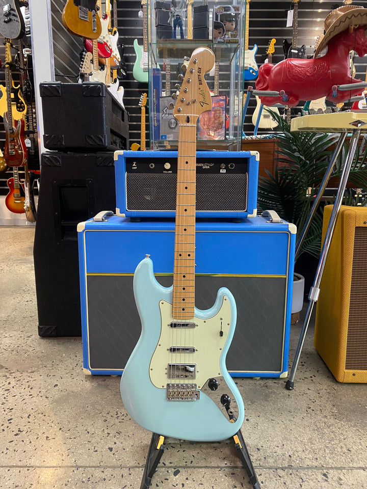 Fender 2019 Sixty-Six Alternate Reality Series Daphne Blue W/case ***Pre Loved***
