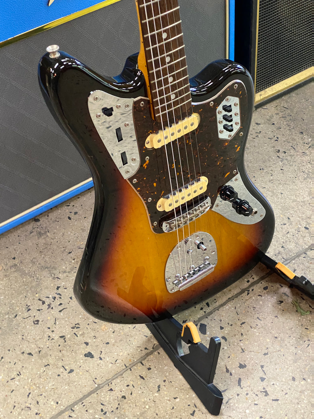 Fender 2010/11 Jaguar '65 Reissue w/bag | Sunburst