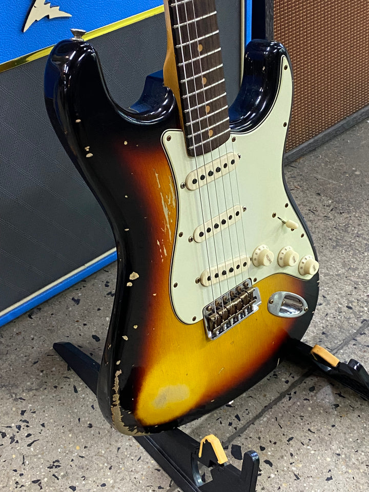 Fender Customshop 2024 LTD 1964 L-Series Stratocaster Heavy Relic 3TS W/case ***Pre Loved***