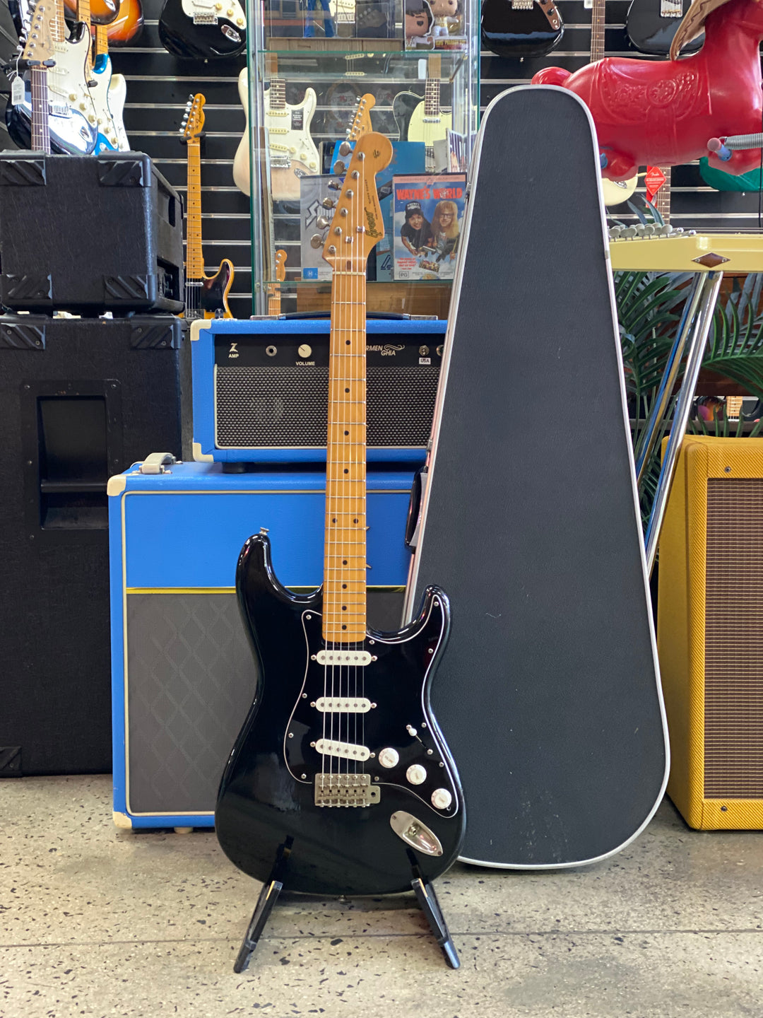 Greco 1980 SE-380 Strat Style Guitar w/case | Black ***Pre Loved***