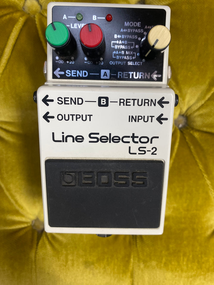 Boss LS-2 Line Selector W/box ***Pre Loved***