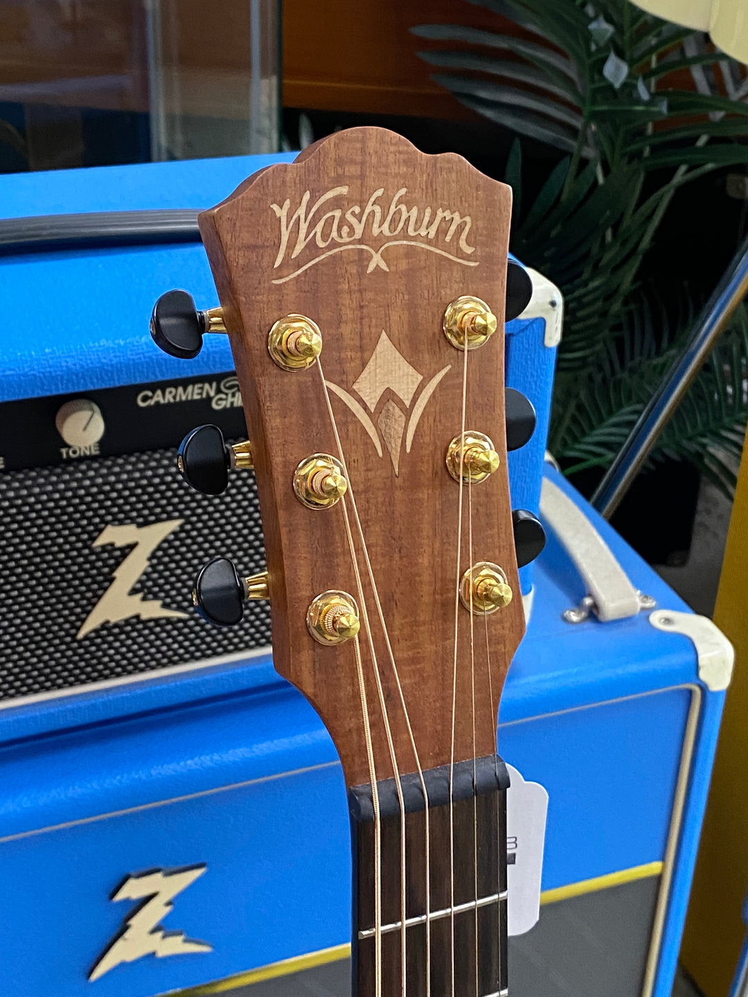 Washburn Acousitc G-Mini Koa WCGM55K-D w/bag ***Pre Loved***
