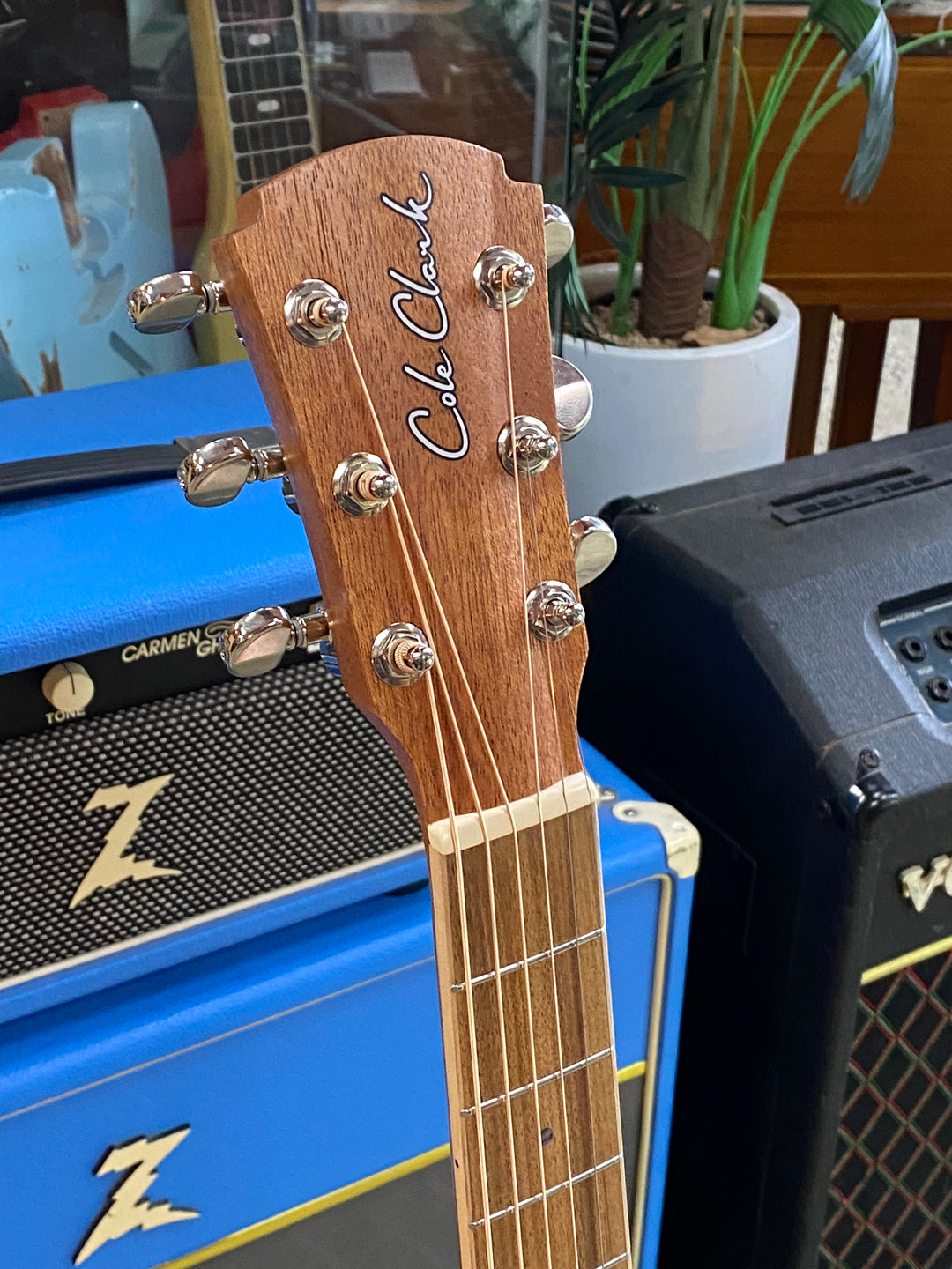 Cole Clark Studio SAN1EC Grand Auditorium Redwood Top Queensland Maple Back and Sides