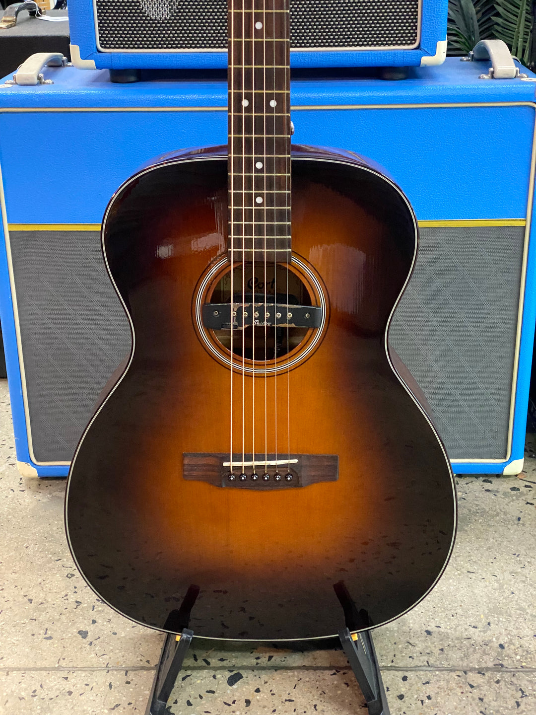 Cort L300V-F-SB  Acoustic Guitar Sunburst W/pickup W/case ***Pre Loved***
