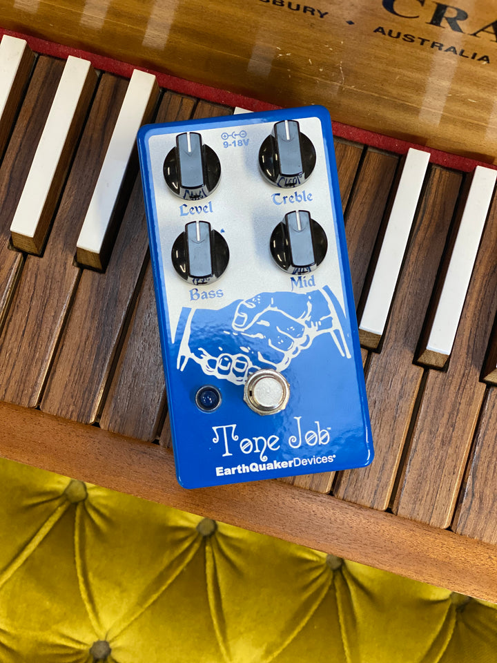 Earthquaker Devices Tone Job EQ and boost pedal ***pre loved***
