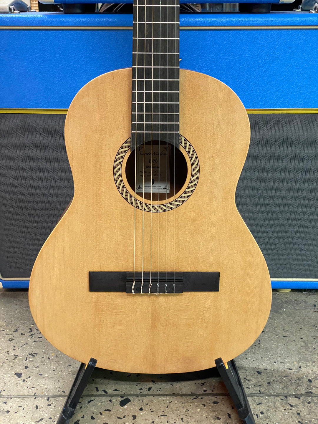 Tanglewood TWEME1 Enredo Madera Elegante 3/4 Size Classical Guitar W/bag