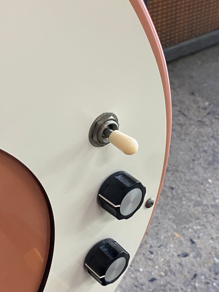 Danelectro DC59 Electric Guitar wbag Salmon ***Pre Loved***