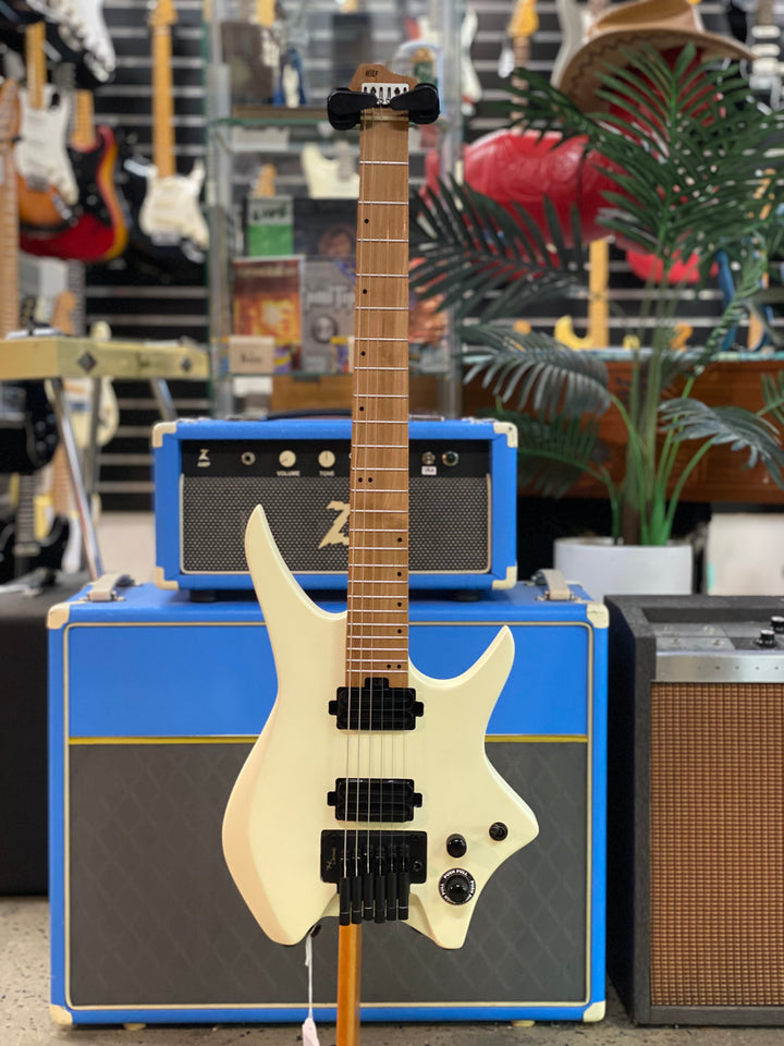 Hils HN4S-IV Headless Electric Guitar | Satin ivory