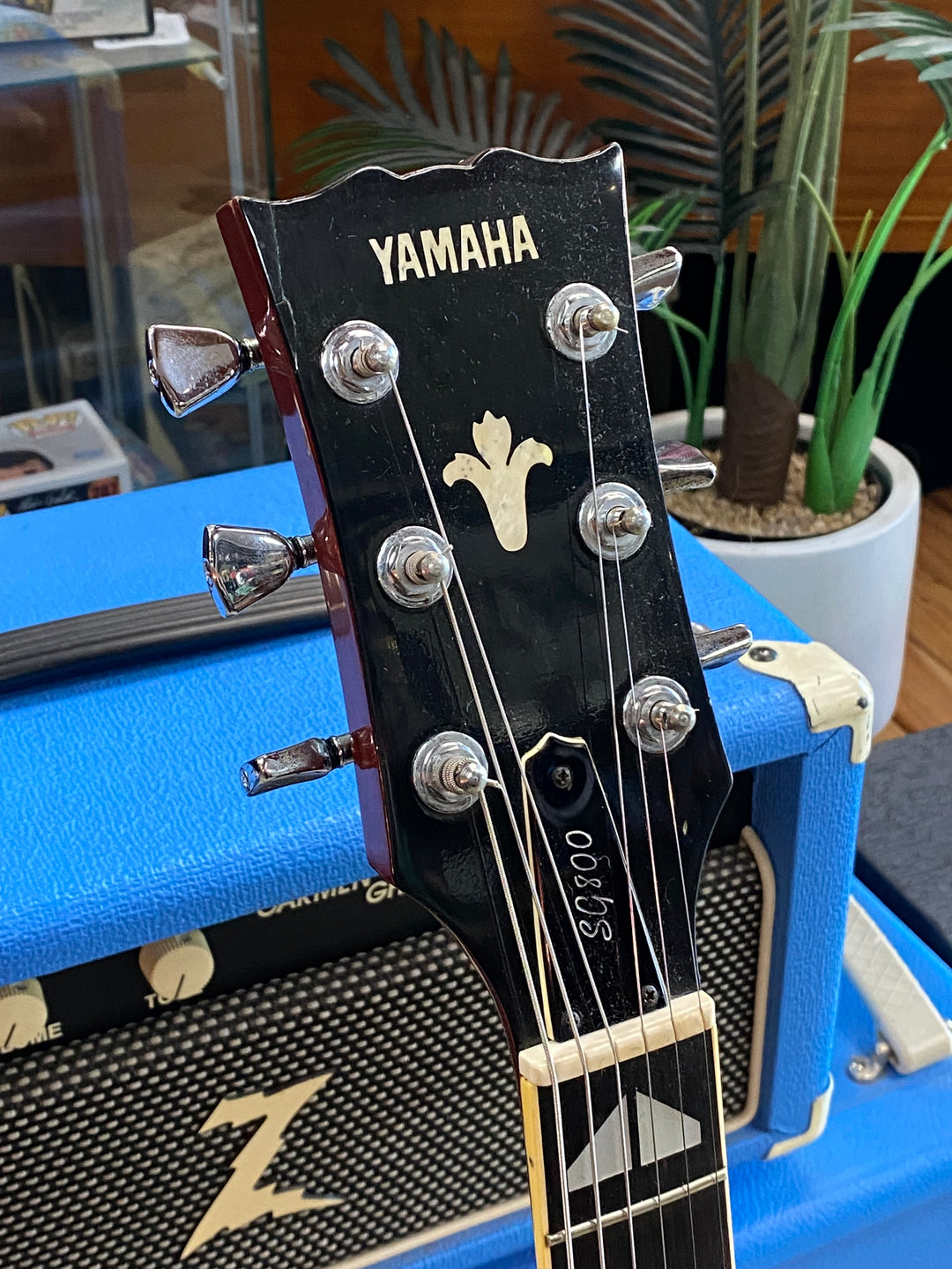 Yamaha 1981 SG800 w/case | Persimmon Red ***pre loved***