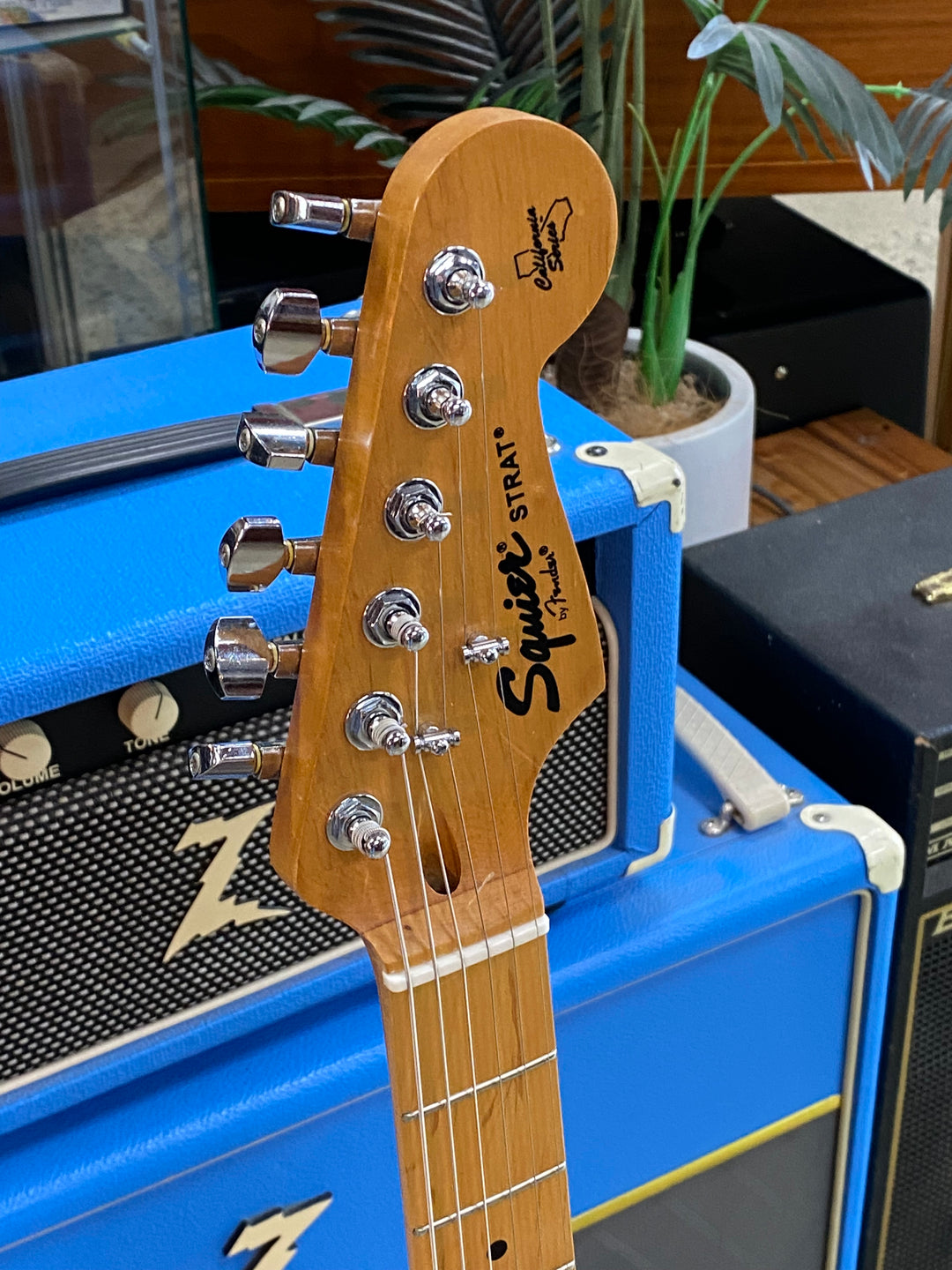 Squier 2010 Standard California Series w/case | Sunburst **pre loved**